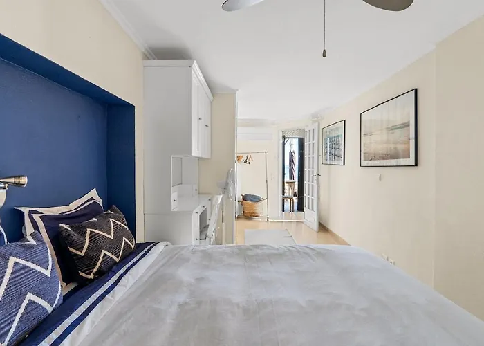 Elegant In Cap D'antibes * Антиб